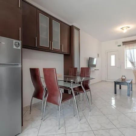 Aello Sea-seafront Apartamento