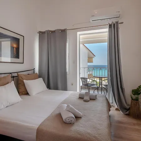 Aello Sea-seafront Apartamento *