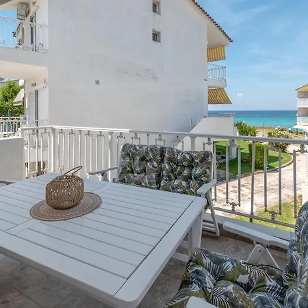 Aello Sea-seafront Apartamento Skála Foúrkas