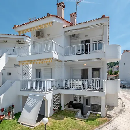 Apartament Aello Sea-seafront Skála Foúrkas